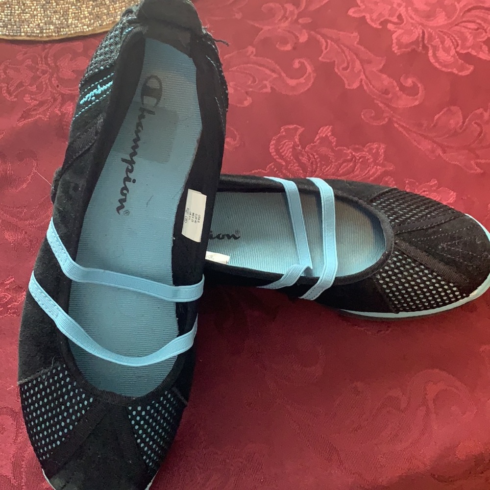 Champion size 8 runner - Picture 2 of 7